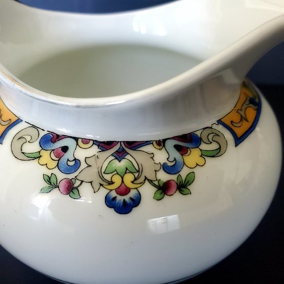 VTG ROYAL BAYREUTH BAVARIA Porcelain Creamer White Gold Cobalt Border Motif Gift - Picture 3 of 8